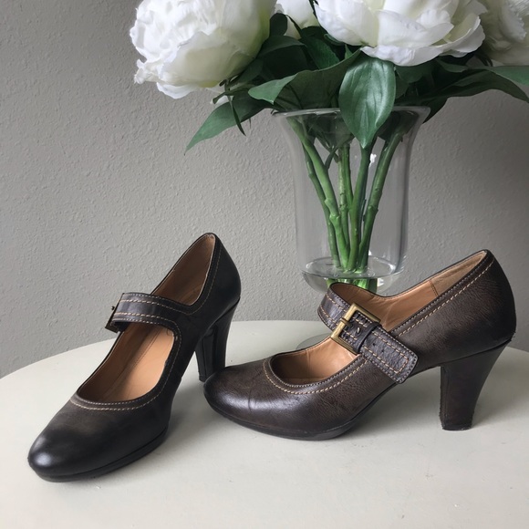 Mootsies Tootsies Shoes - Mootsie Tootsie leather heels